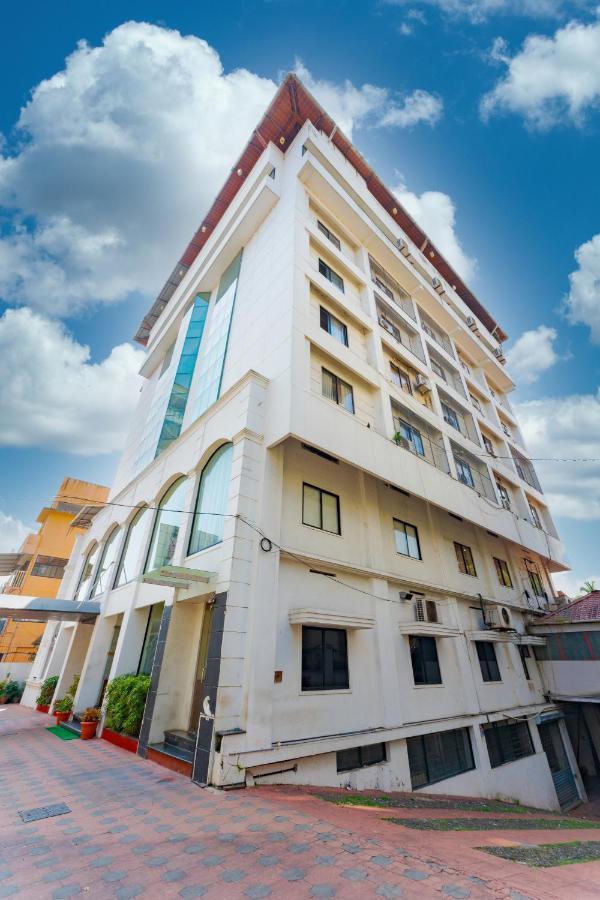 Orchid Residency Hotell Kottayam Exteriör bild