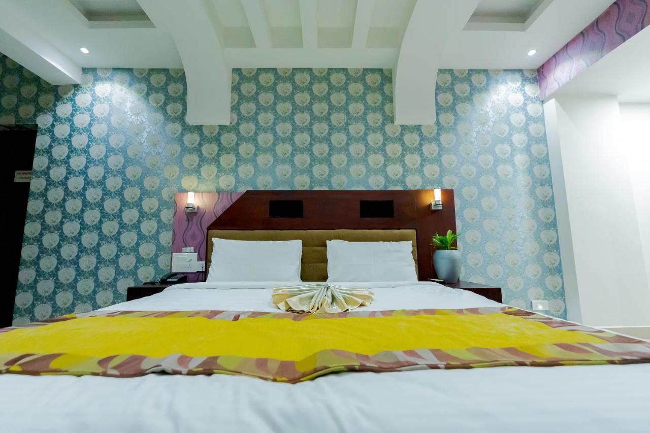 Orchid Residency Hotell Kottayam Exteriör bild