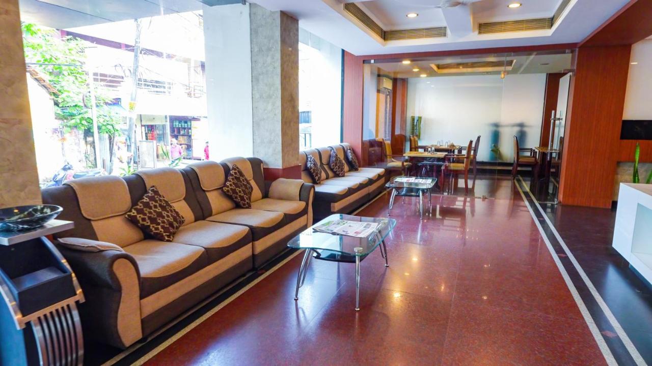 Orchid Residency Hotell Kottayam Exteriör bild