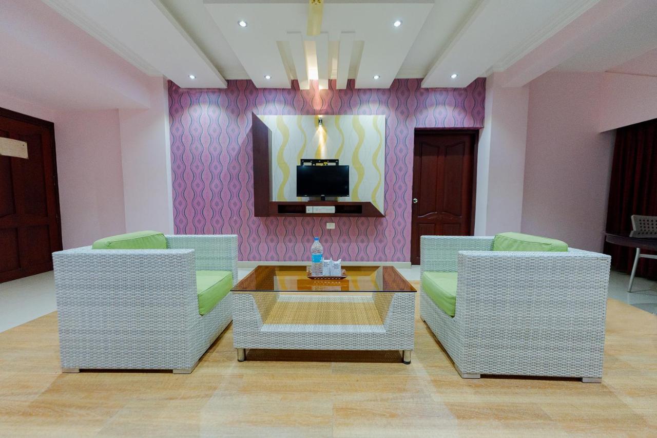 Orchid Residency Hotell Kottayam Exteriör bild